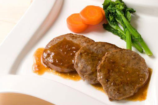 牛肉やわらかたまご型ステーキ